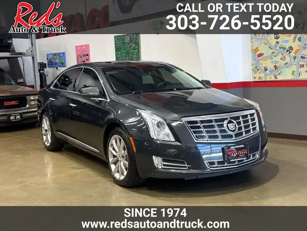 2013 Cadillac XTS 3.6L AWD Premium Collection's photo
