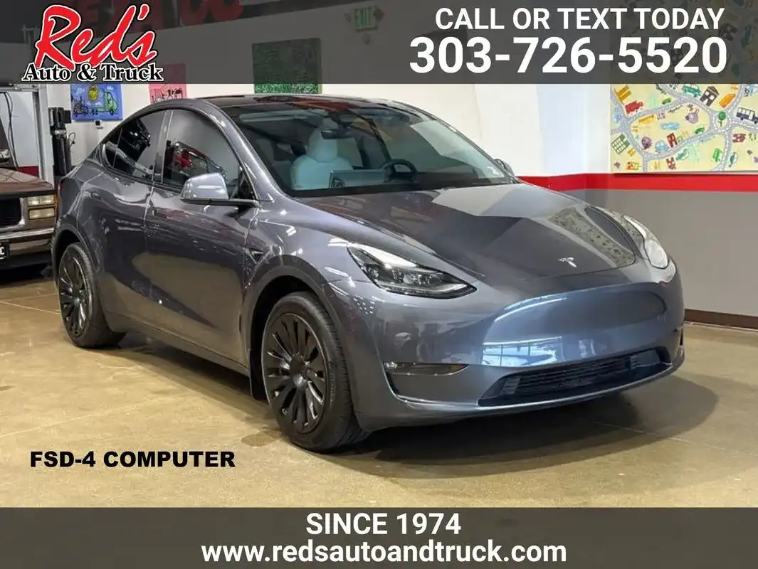 2023 Tesla Model Y Long Range Dual Motor All-Wheel Drive's photo