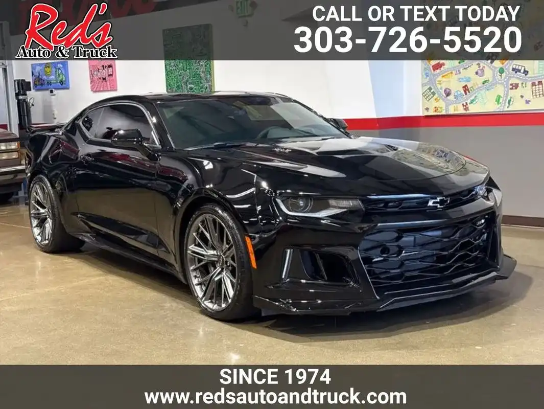 2023 Chevrolet Camaro ZL1's photo
