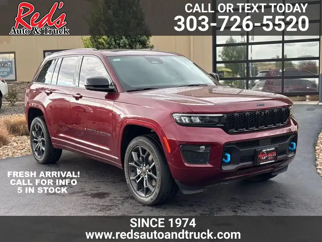 2023 Jeep Grand Cherokee 30th Anniversary 4xe 4x4's photo