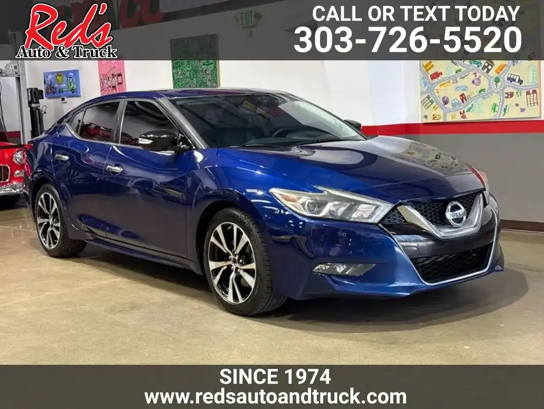 2018 Nissan Maxima SV's photo