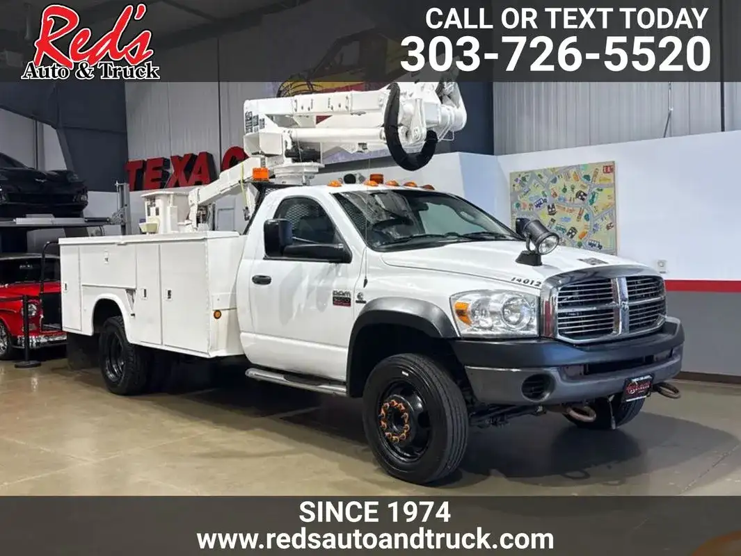 2010 Dodge Ram SLT HD Chassis ST/'s photo