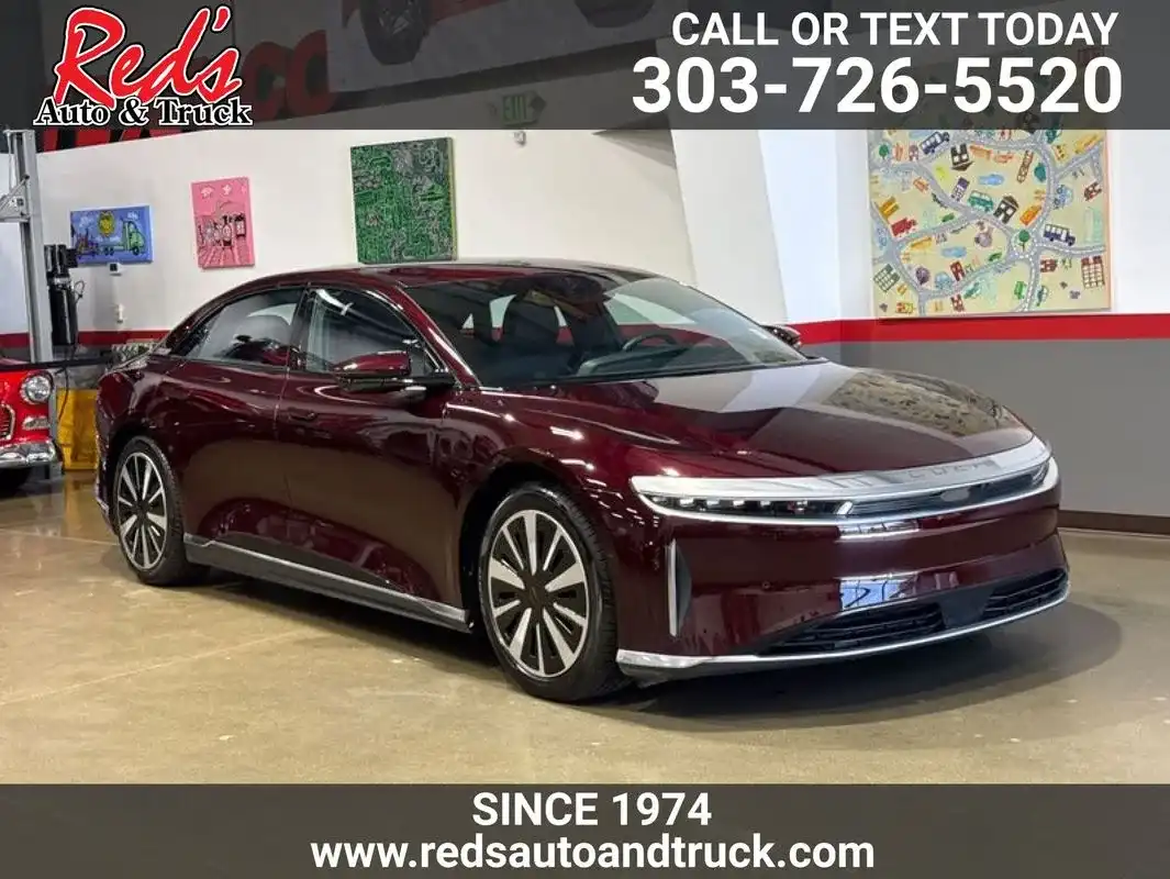 2024 Lucid Air Touring's photo