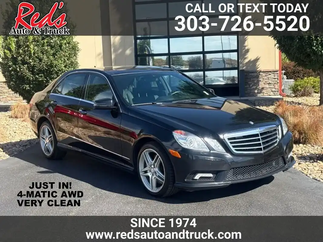 2011 Mercedes-Benz E-Class E550 Sport 4MATIC's photo