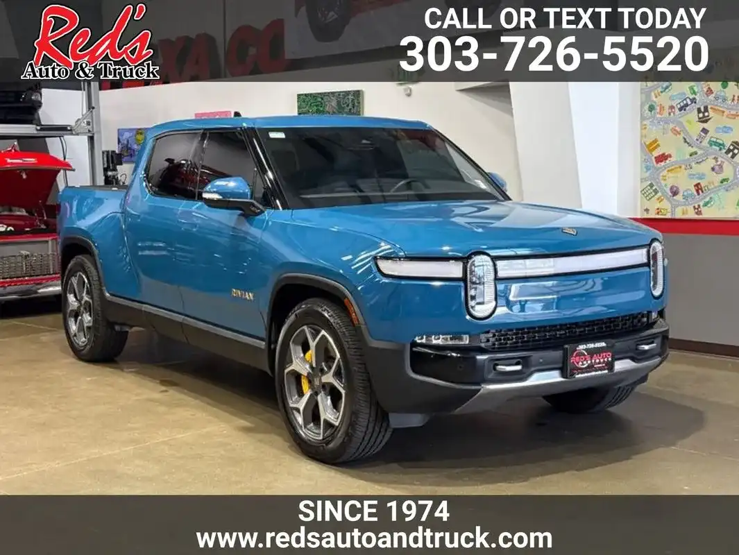 2022 Rivian R1T Adventure's photo