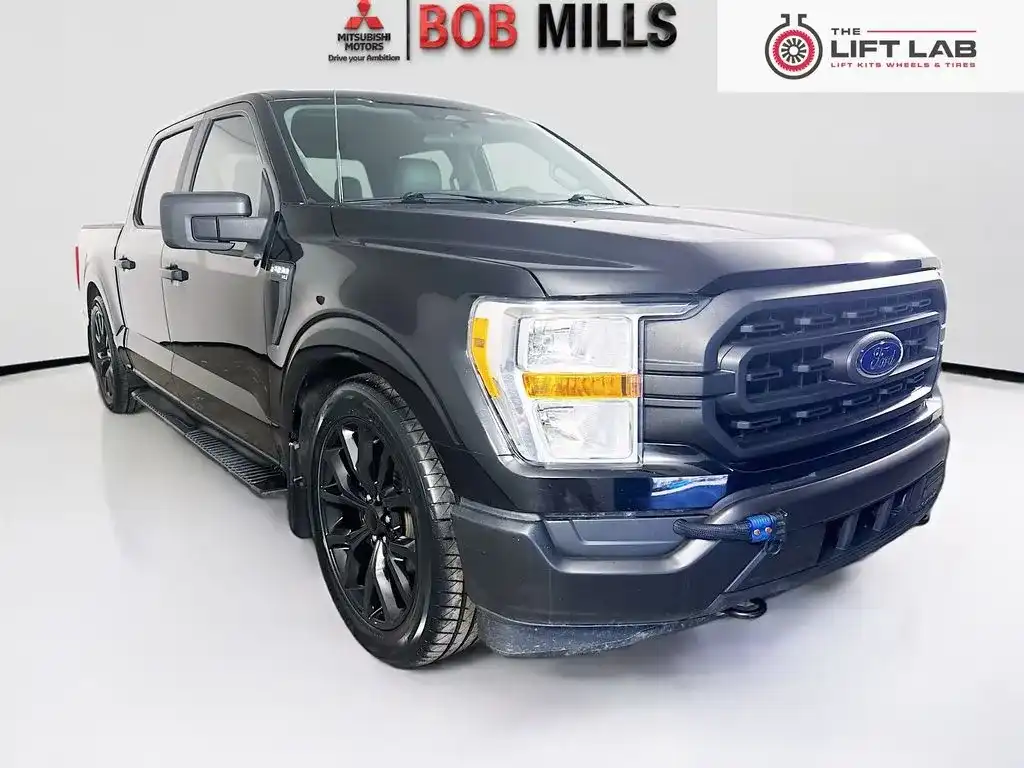 2022 Ford F-150 XL 4x4 SuperCrew 5-1/2 Box's photo