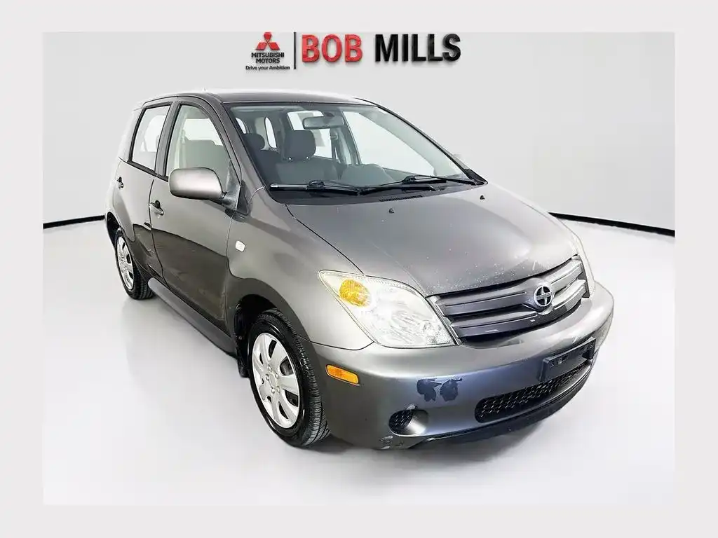 2005 Scion xA 4AT's photo