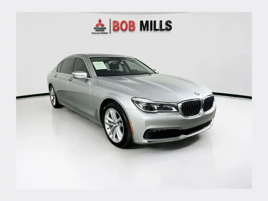 2018 BMW 7 Series 750i xDrive's photo