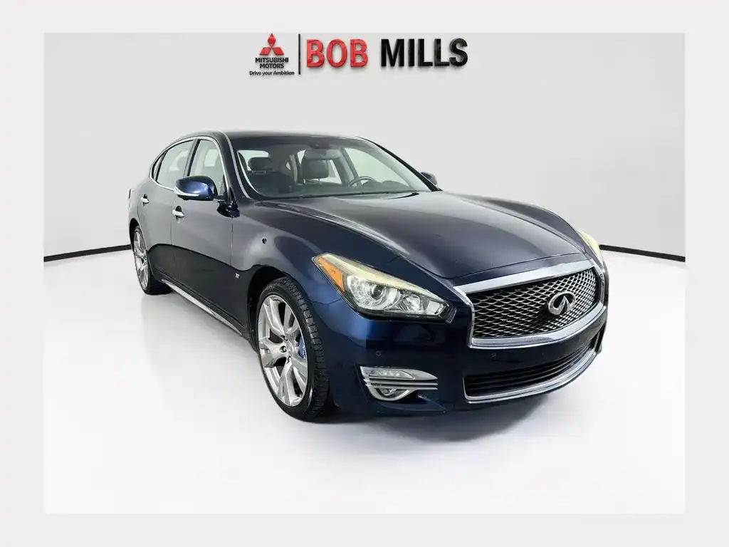 2015 INFINITI Q70L 3.7 L's photo