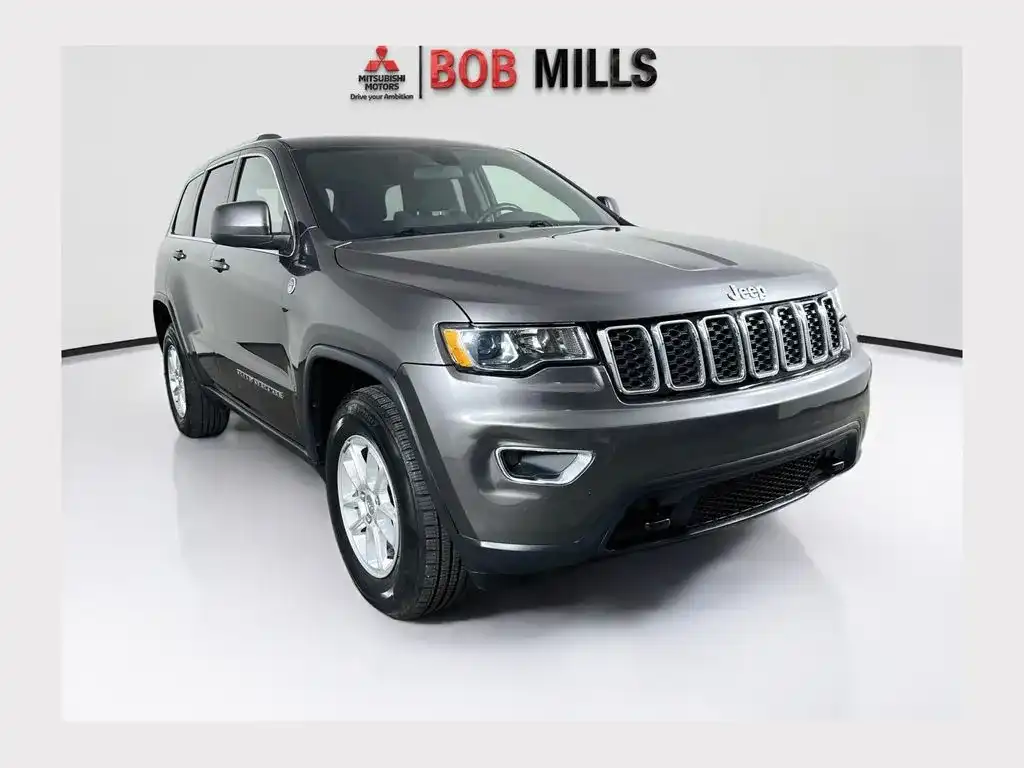 2019 Jeep Grand Cherokee Laredo E 4WD's photo