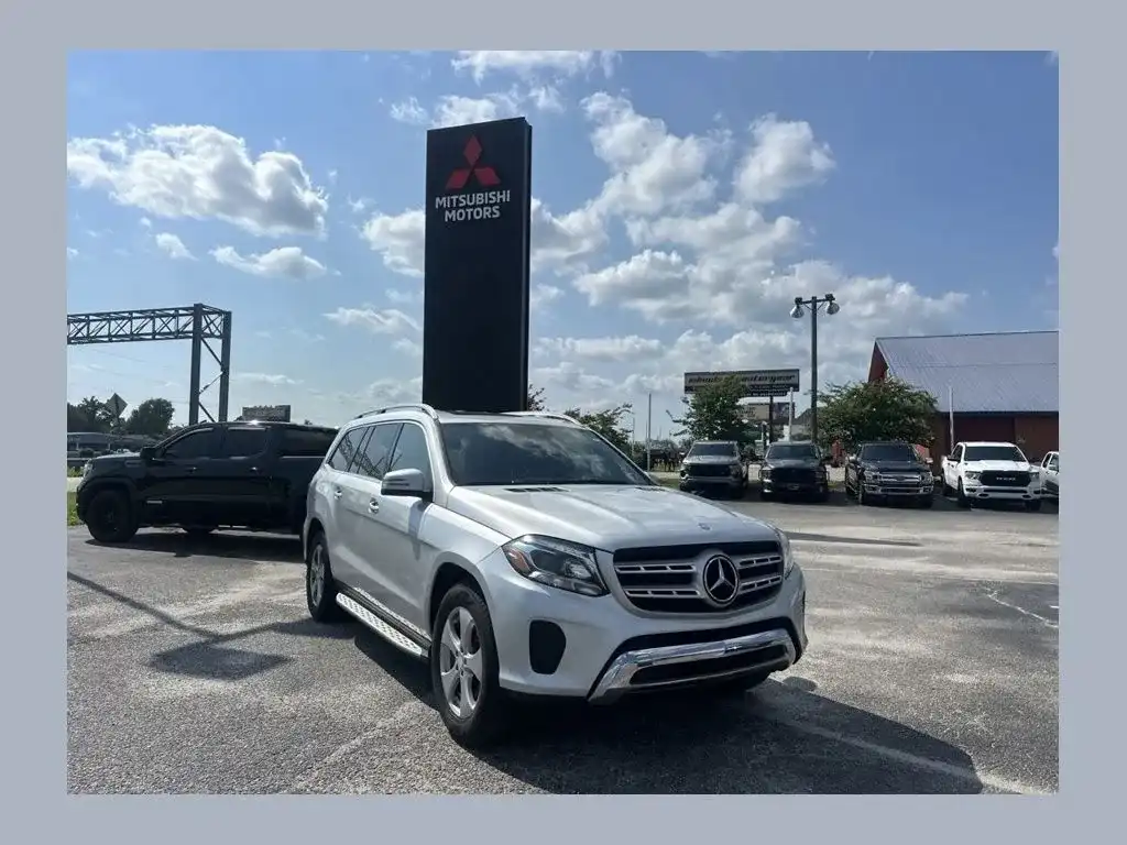 2017 Mercedes-Benz GLS GLS450's photo