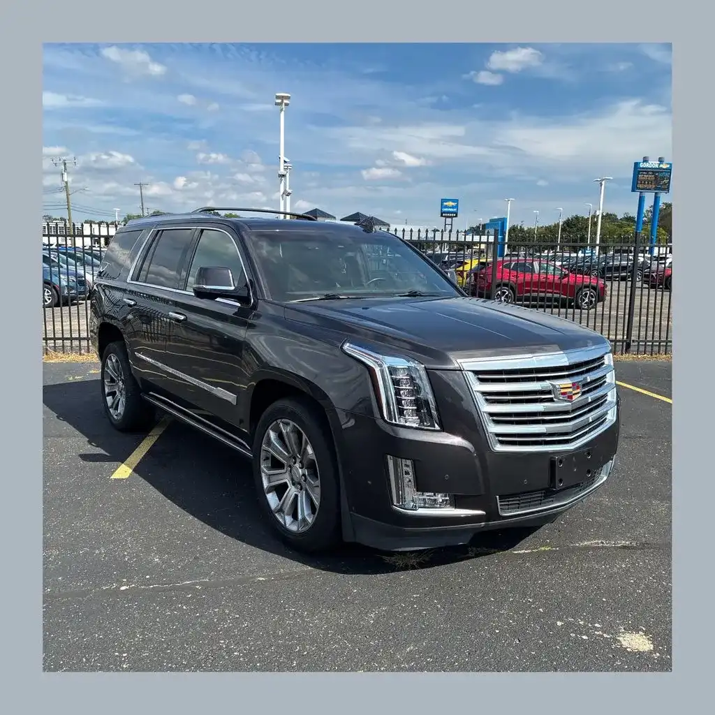 2017 Cadillac Escalade Platinum AWD's photo