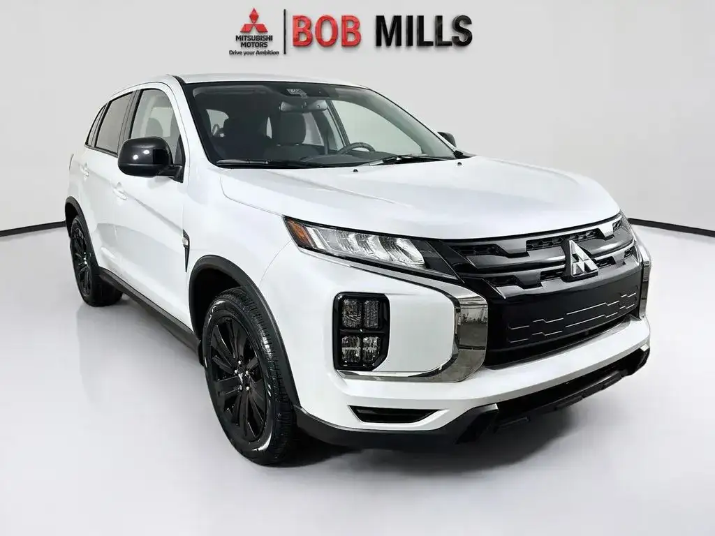 2027 Mitsubishi Outlander Sport 2.0 LE AWC CVT's photo