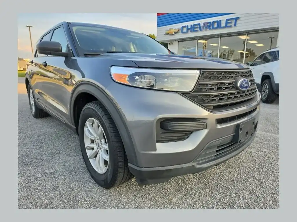 2021 Ford Explorer Base RWD's photo