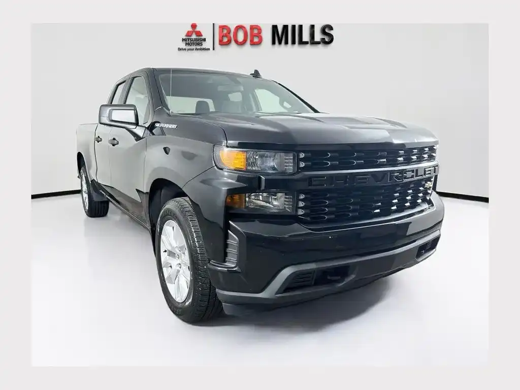 2020 Chevrolet Silverado 1500 Custom Double Cab Standard Box's photo