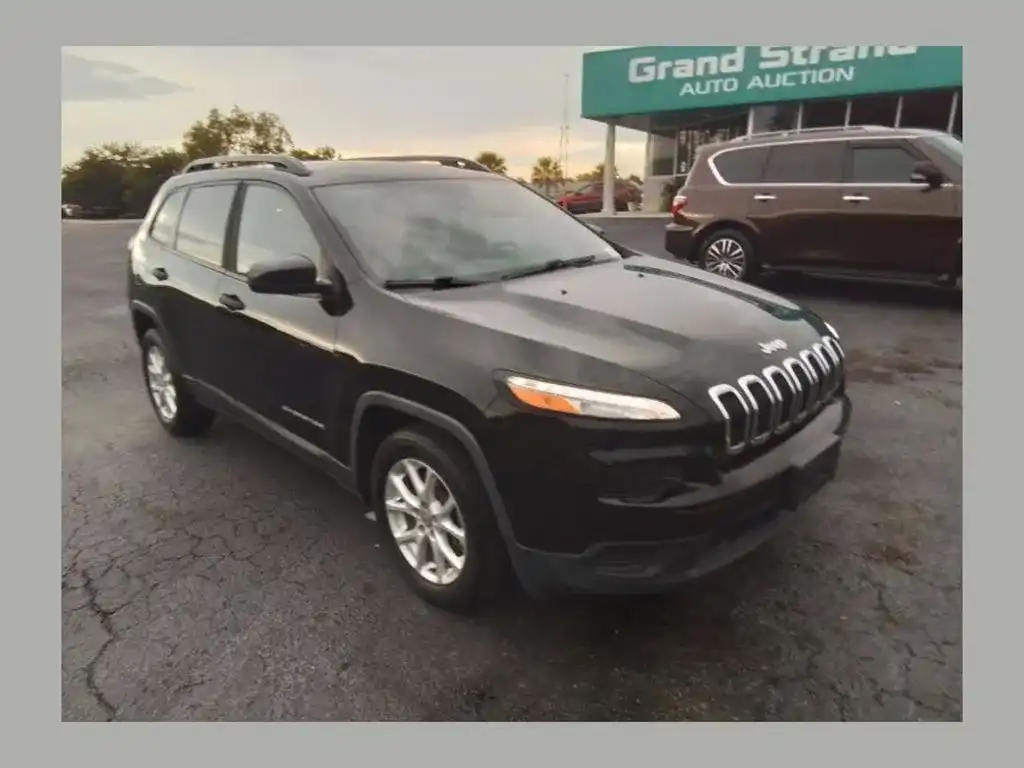 2017 Jeep Cherokee Sport's photo