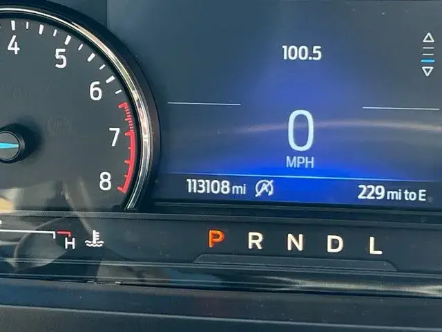 2021 Ford Explorer XLT 4WD photo 4