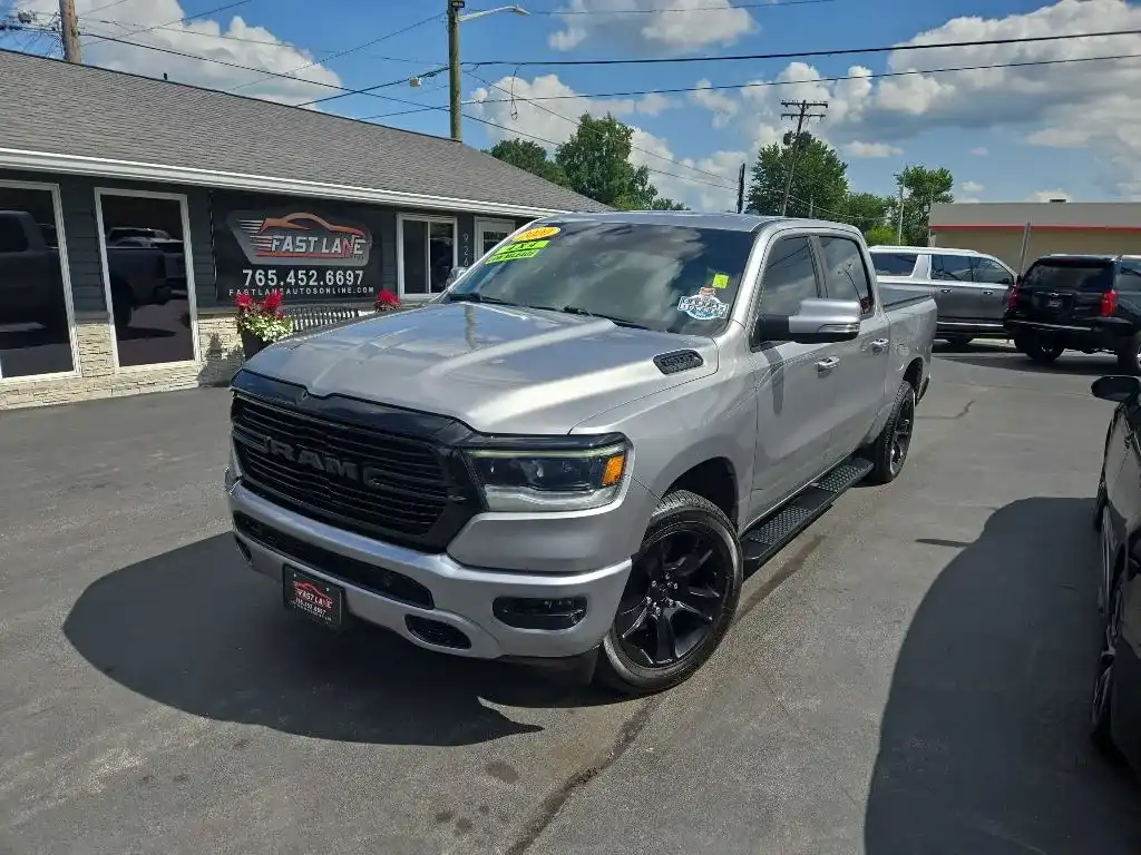 2020 RAM 1500 Big Horn/Lone Star 4x4 Crew Cab 5'7's photo