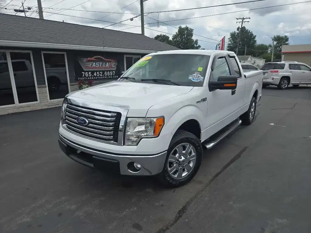 2011 Ford F-150 XL SuperCab 145 in's photo