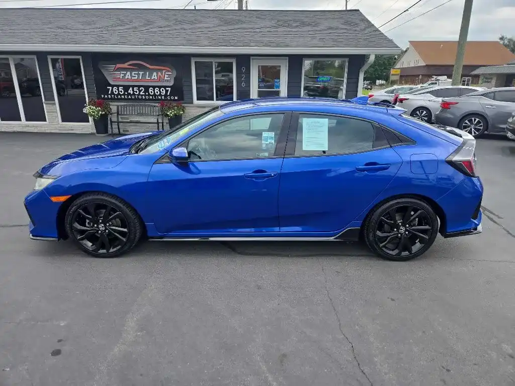 2019 Honda Civic Sport CVT's photo