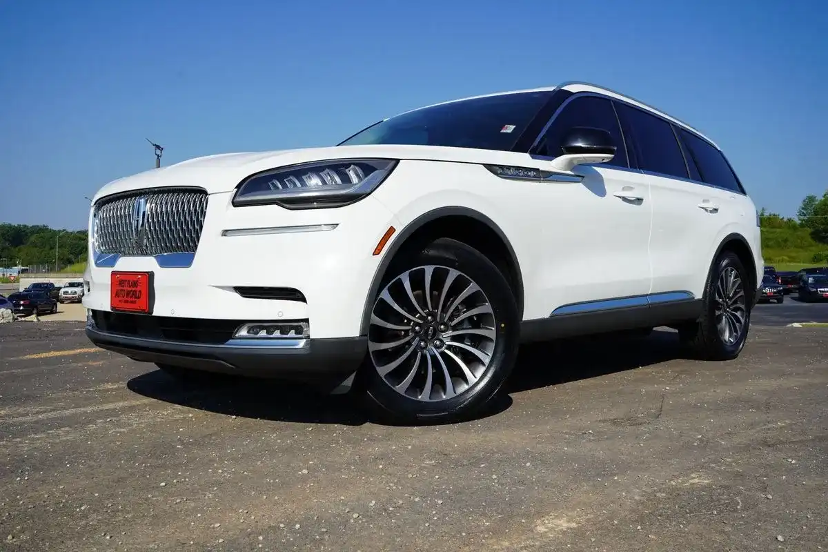 2021 Lincoln Aviator Reserve AWD's photo