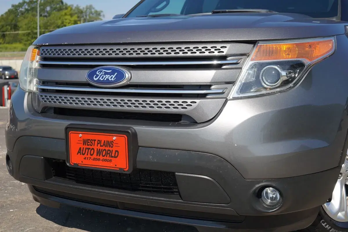 2013 Ford Explorer Limited 4WD photo 3