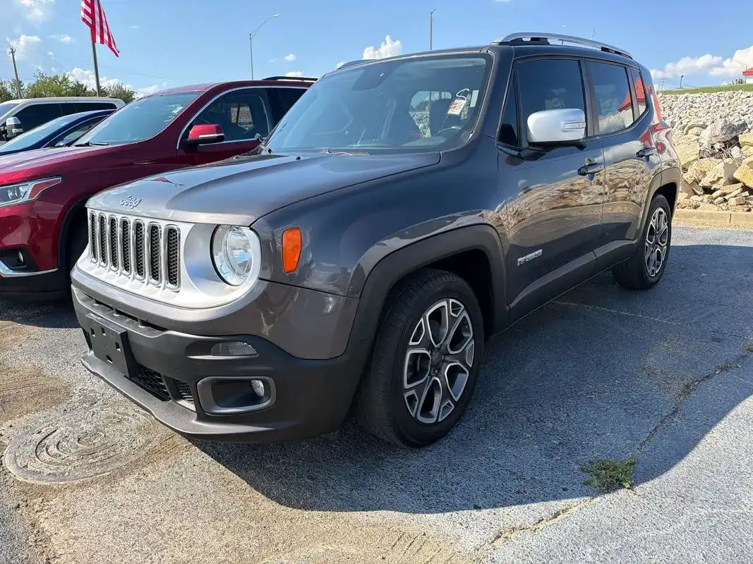 2018 Jeep Renegade Limited FWD's photo