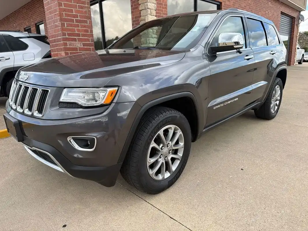 2015 Jeep Grand Cherokee Limited 4WD's photo