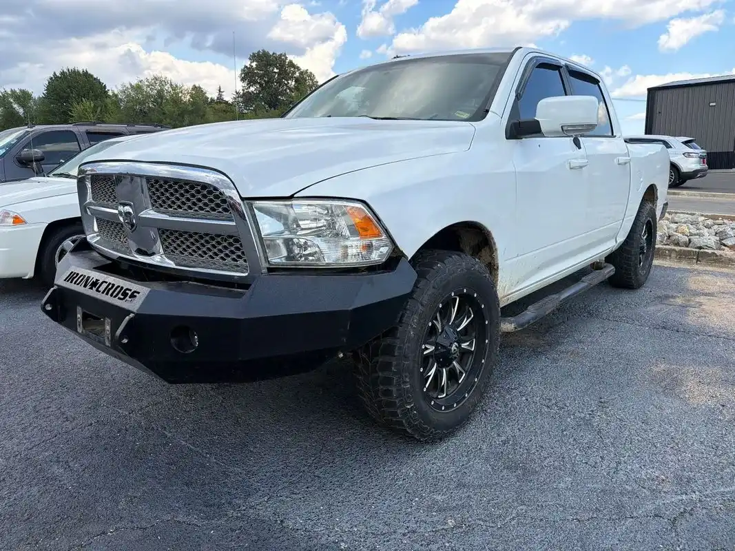 2010 RAM 1500 Sport 4WD Crew Cab's photo