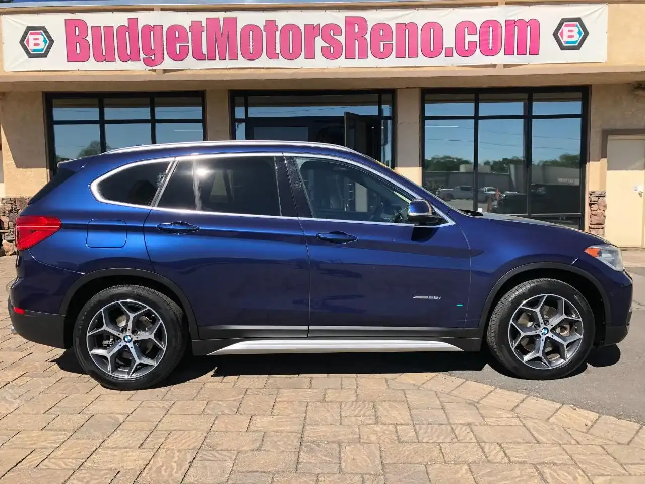 2016 BMW X1 xDrive28i's photo