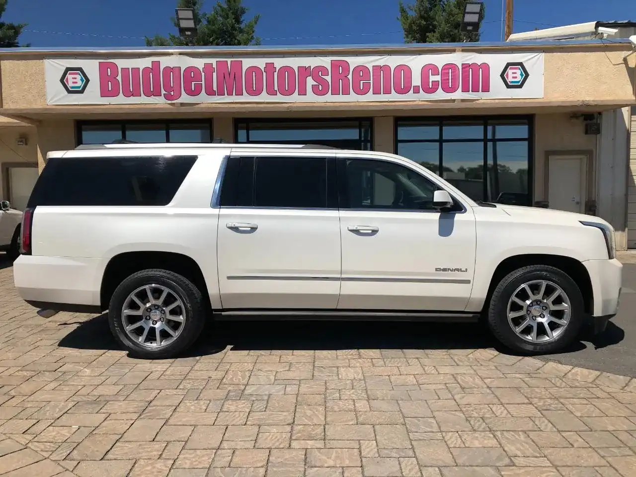 2015 GMC Yukon Denali AWD's photo