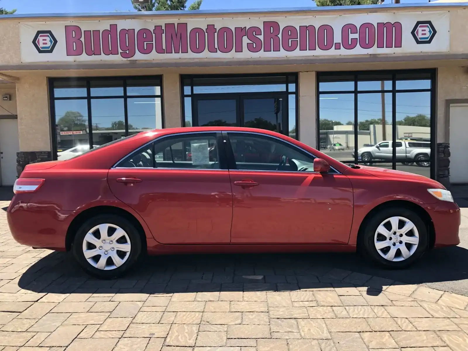 2011 Toyota Camry 2.5 Auto LE's photo