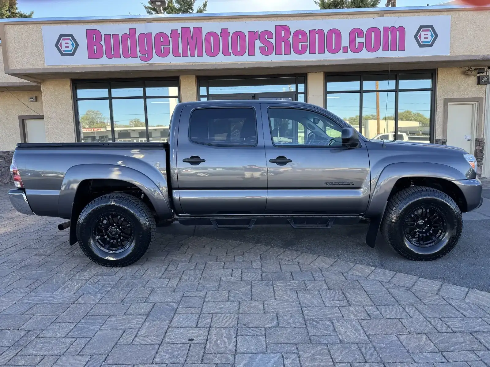 2013 Toyota Tacoma 4x4 Doublecab V6 AT's photo