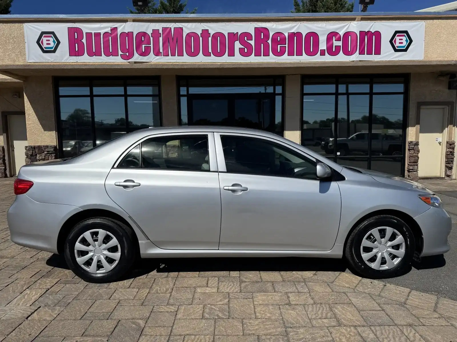 2010 Toyota Corolla LE AT's photo