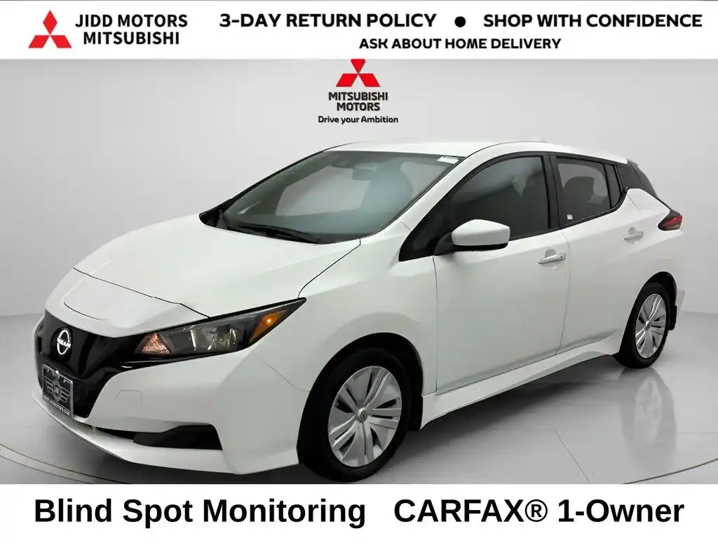 2025 Nissan Leaf S's photo