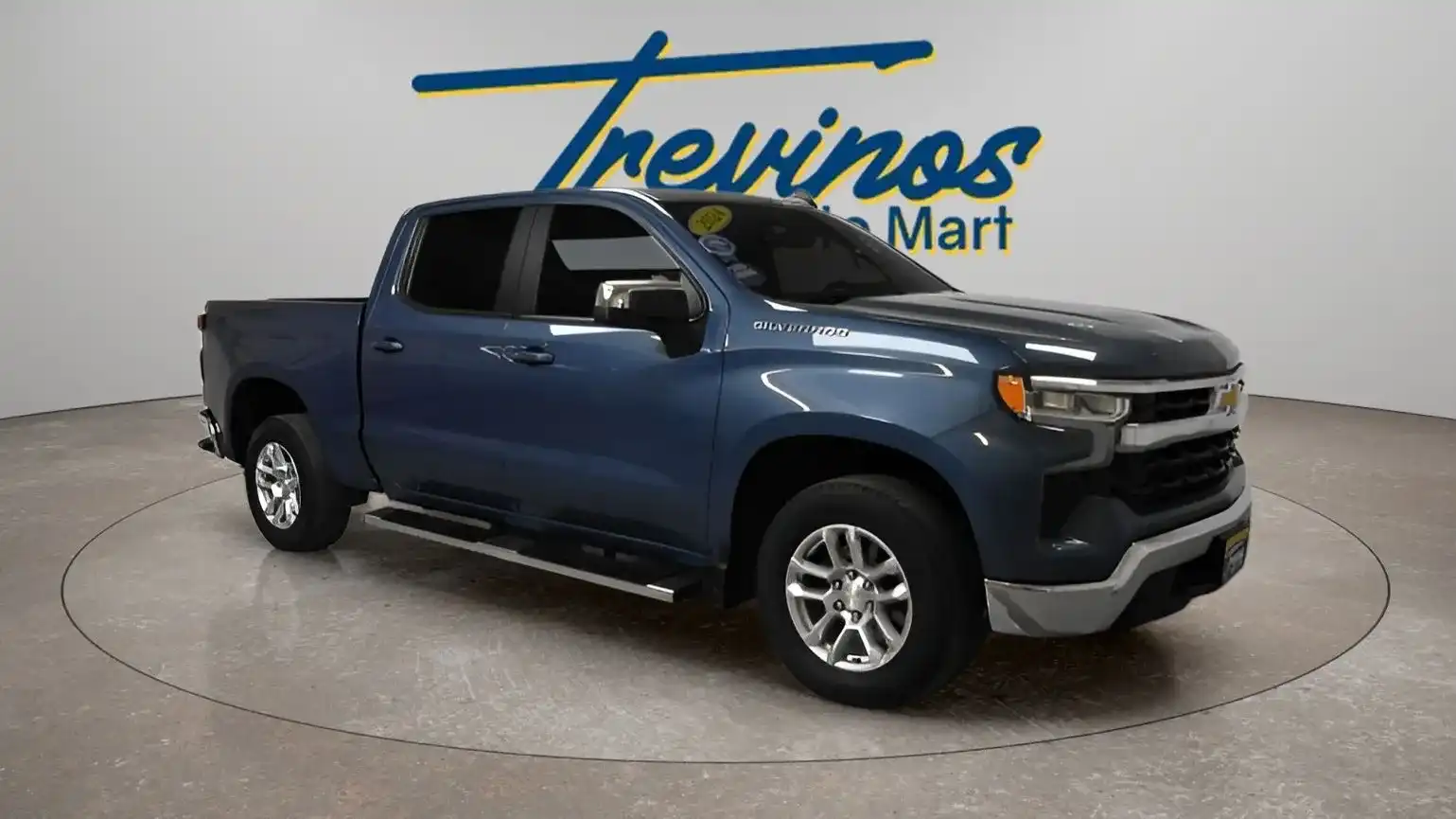 2024 Chevrolet Silverado 1500 LT Crew Cab Short Box's photo