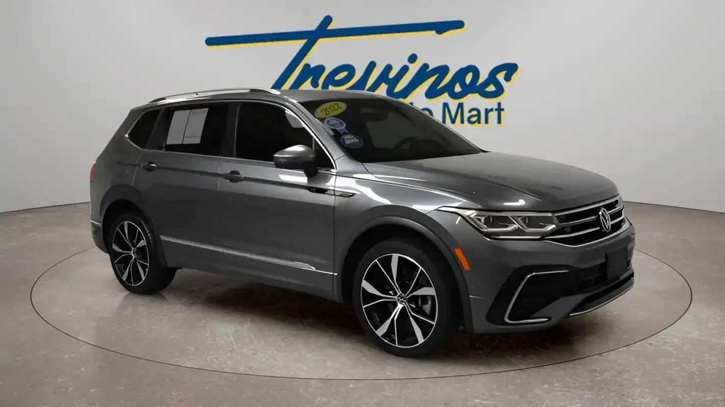 2022 Volkswagen Tiguan 2.0T SEL R-Line 4Motion's photo