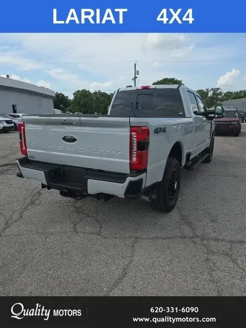 2026 Ford F-250 Lariat 4WD Crew Cab 6-3/4' Box photo 3