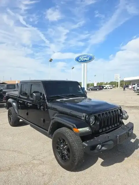 2023 Jeep Gladiator Freedom's photo