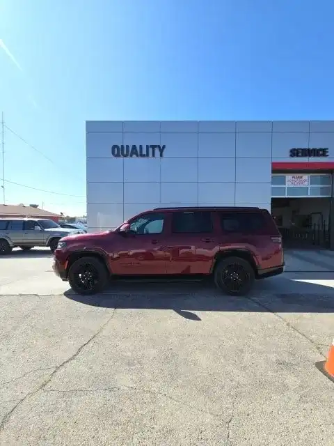 2022 Jeep Wagoneer Series II Carbide 4WD's photo