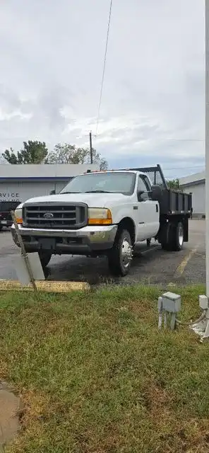 2000 Ford F-450 XL SD's photo