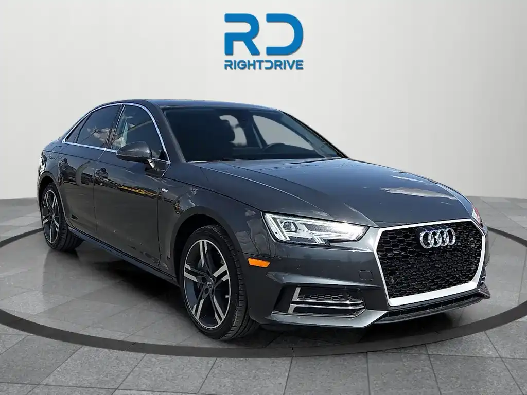 2017 Audi A4 2.0T quattro S tronic Premium Plus's photo