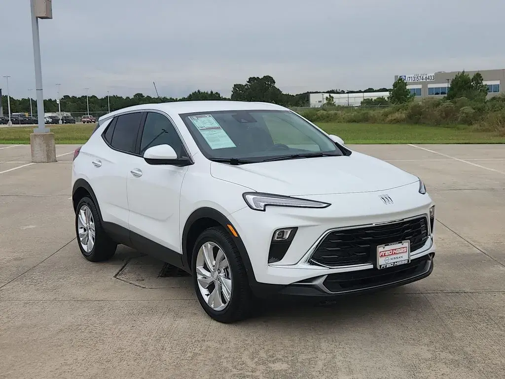 2025 Buick Encore GX Preferred photo 3