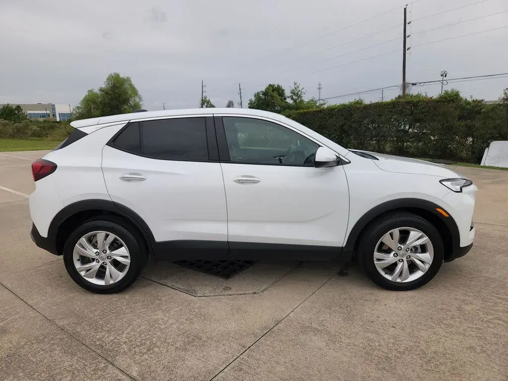 2025 Buick Encore GX Preferred photo 4