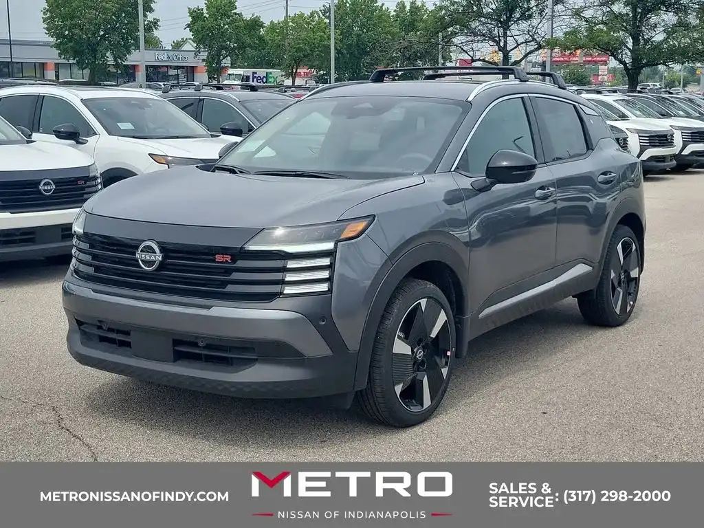 2026 Nissan Kicks 2.0 SR AWD's photo