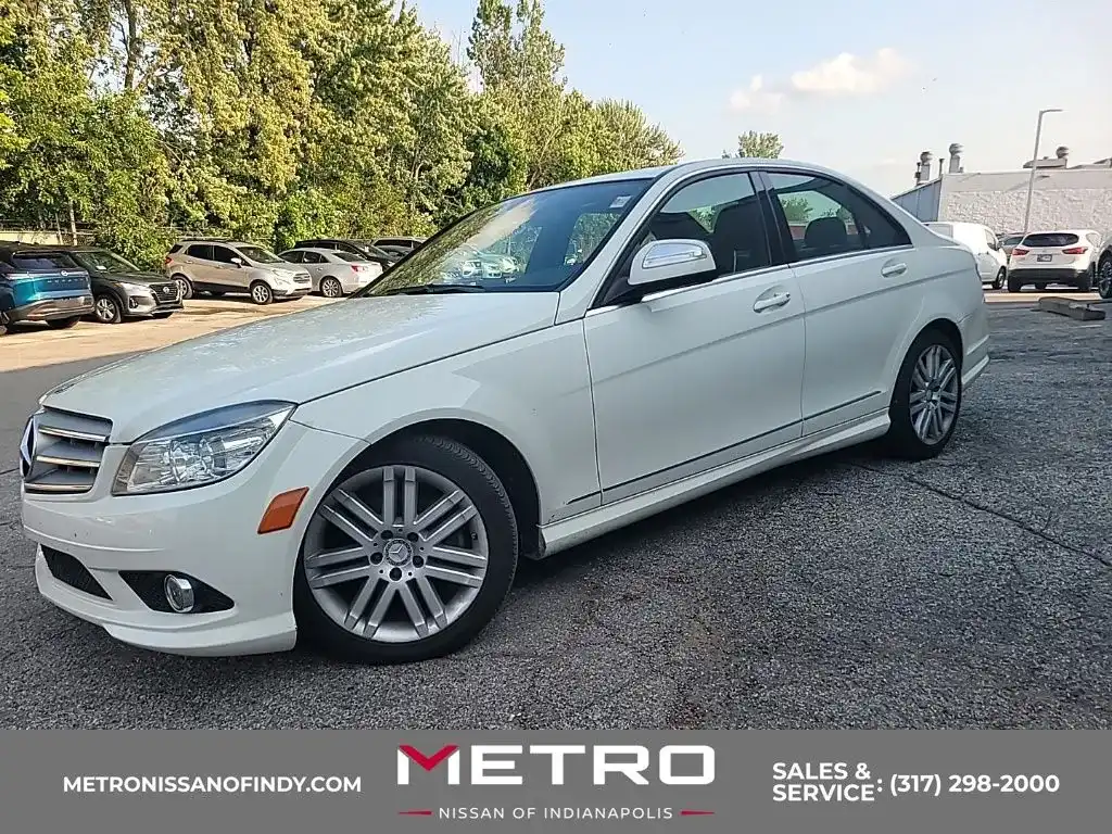 2009 Mercedes-Benz C-Class C300 Luxury's photo