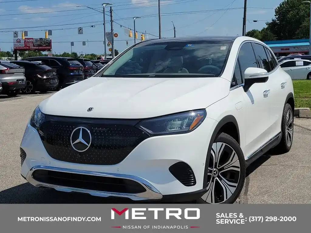 2023 Mercedes-Benz EQE SUV EQE 350's photo