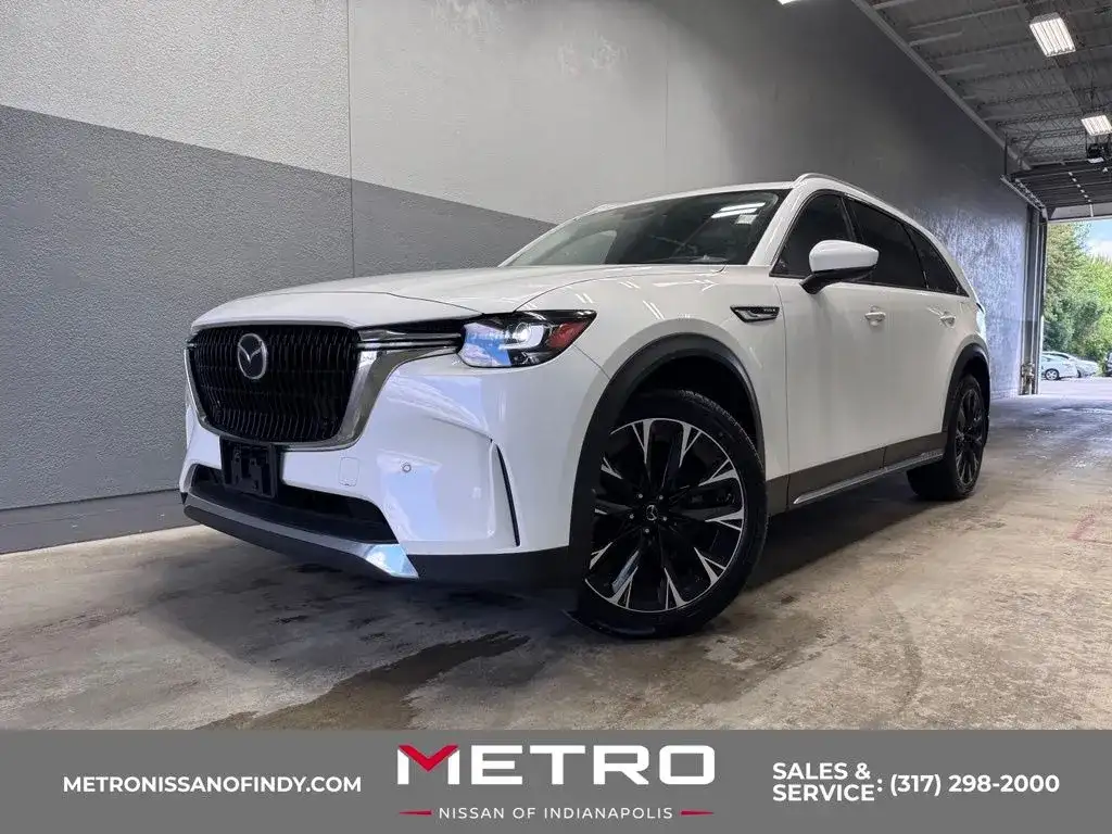 2024 Mazda CX-90 PHEV Premium Package's photo