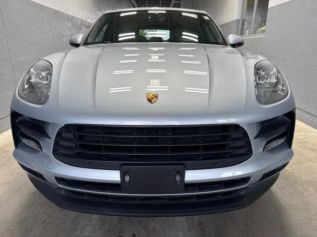 2021 Porsche Macan Base photo 5