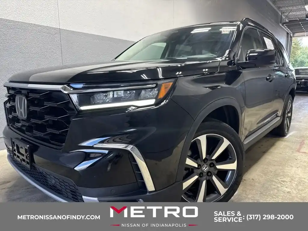 2024 Honda Pilot Touring AWD's photo